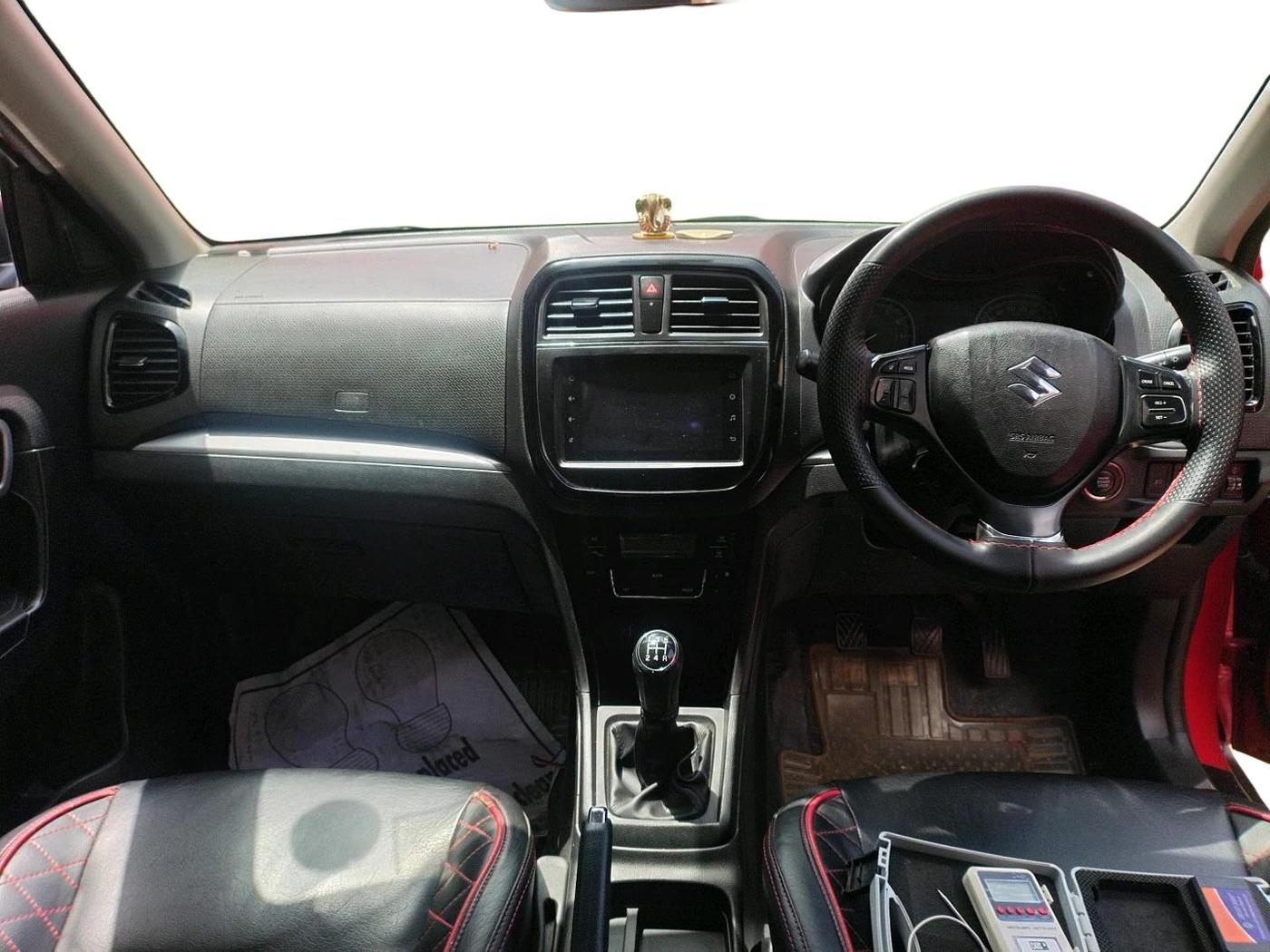 2022 Maruti Vitara Brezza ZXI, Petrol, Manual, 96,354 km, interior