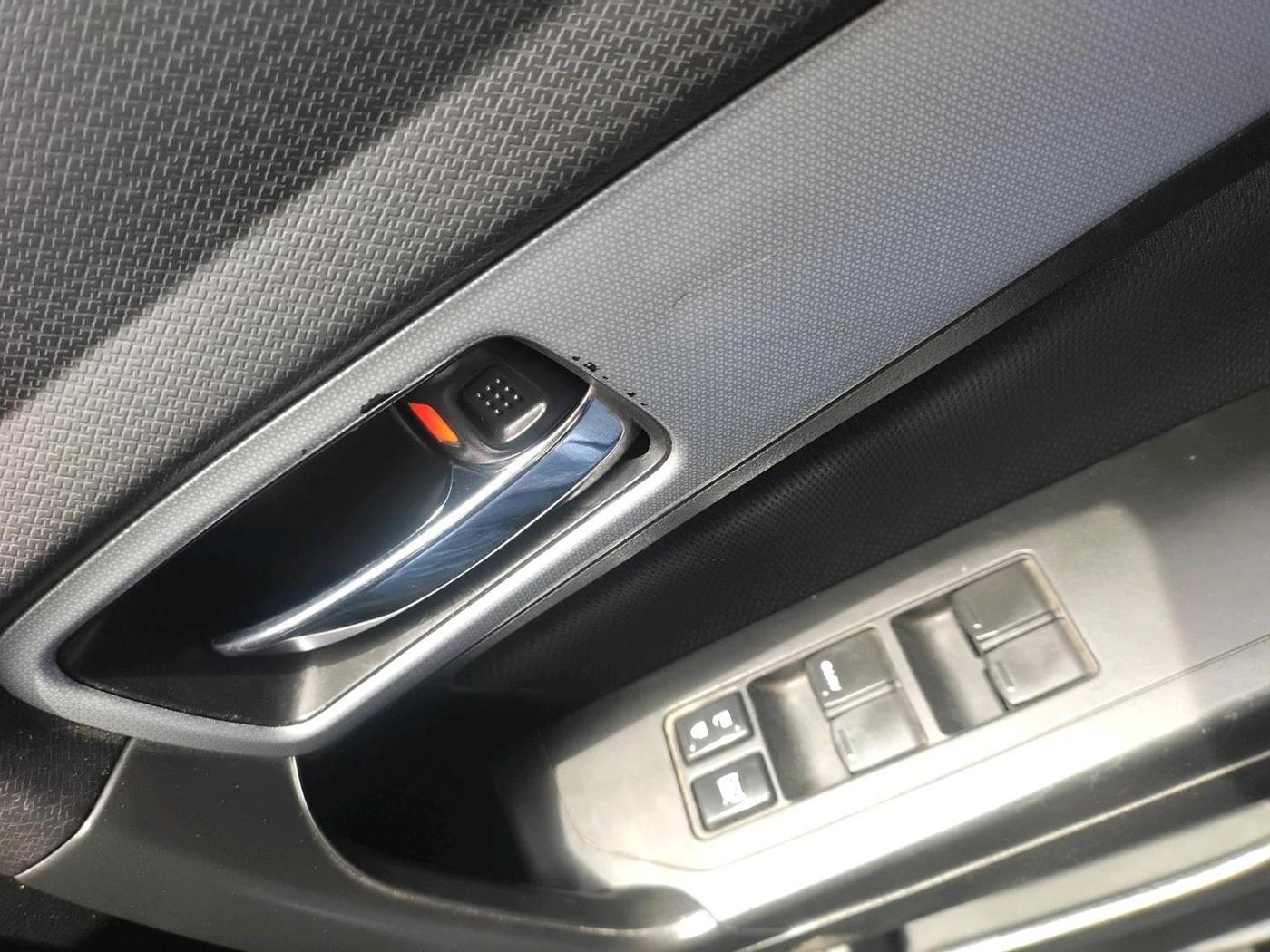 2022 Maruti Vitara Brezza ZXI, Petrol, Manual, 96,354 km, interior