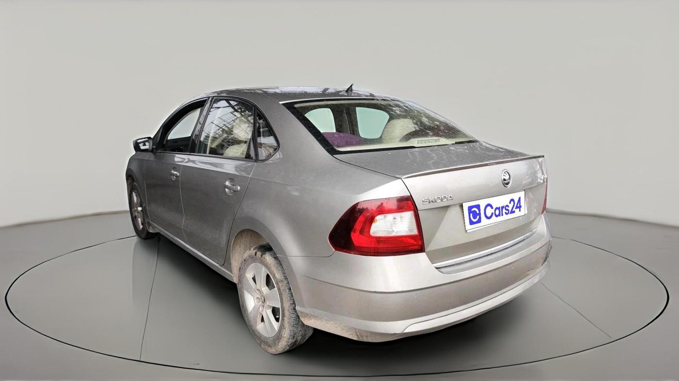 2017 Skoda Rapid STYLE 1.5 TDI AT, Diesel, Automatic, 77,762 km, exterior