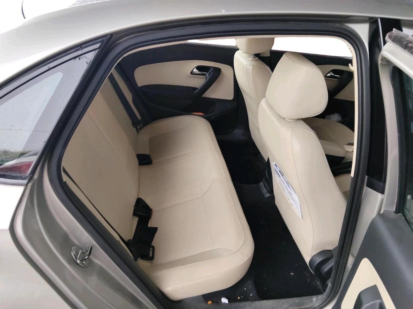 2017 Skoda Rapid STYLE 1.5 TDI AT, Diesel, Automatic, 77,762 km, interior