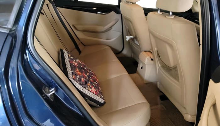 2012 BMW X1 SDRIVE 18I, Petrol, Automatic, 86,475 km, interior