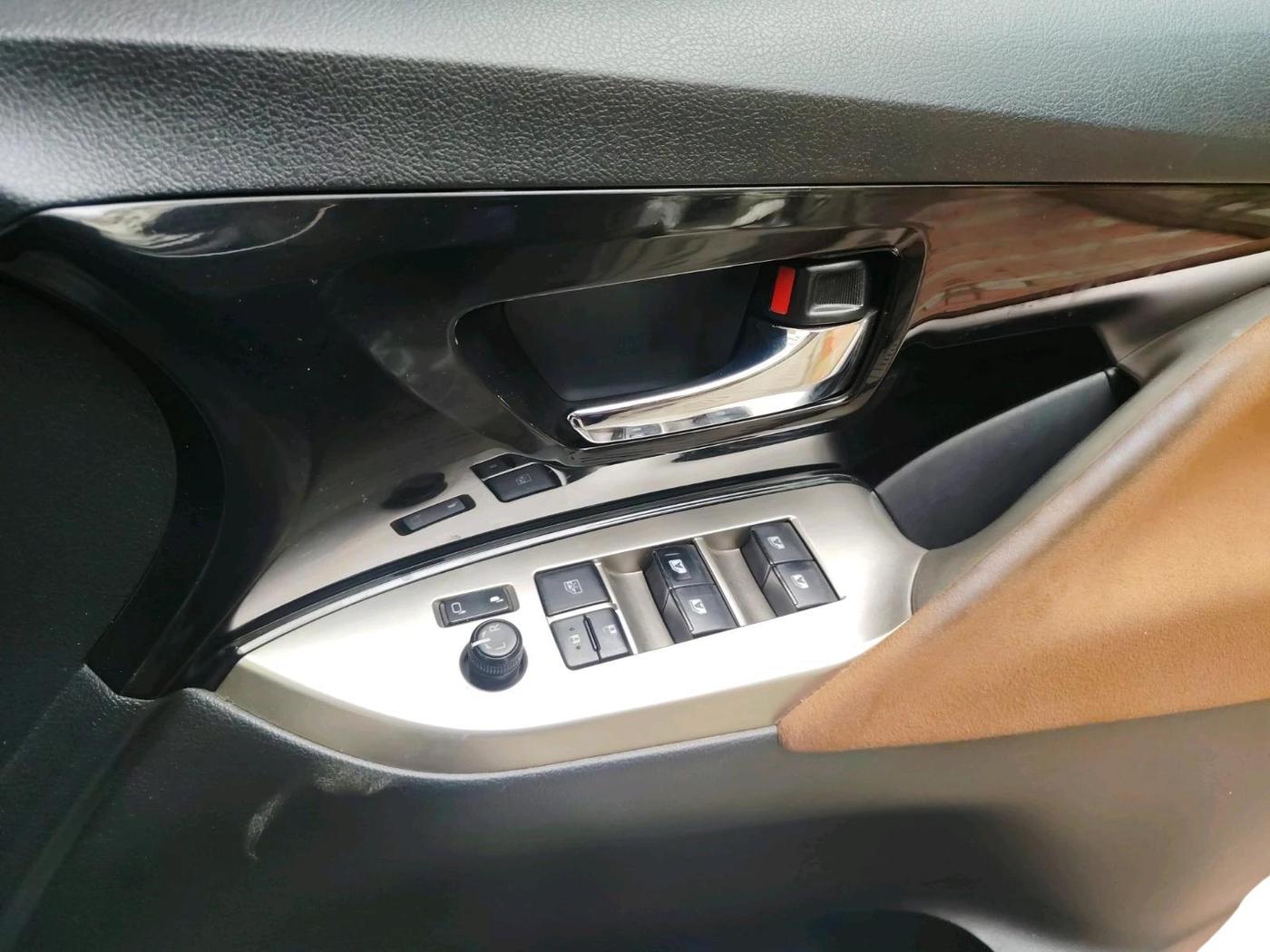 2018 Toyota Innova Crysta 2.8 ZX AT 7 STR, Diesel, Automatic, 69,257 km, interior