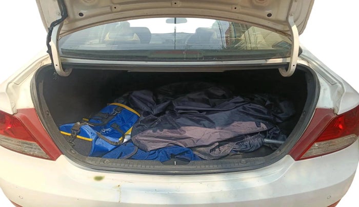 2014 Hyundai Verna FLUIDIC 1.6 VTVT SX, Petrol, Manual, 1,40,087 km, exterior