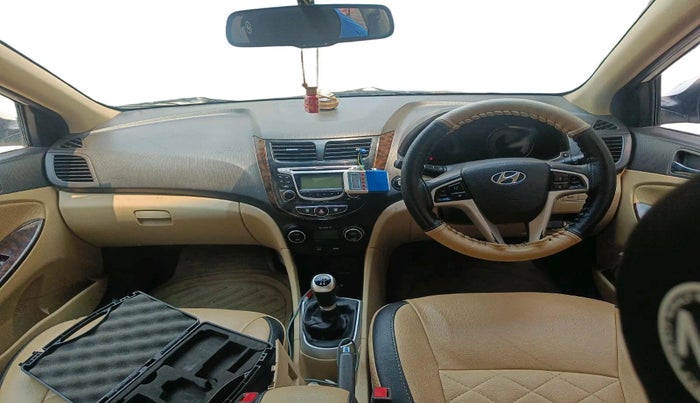 2014 Hyundai Verna FLUIDIC 1.6 VTVT SX, Petrol, Manual, 1,40,087 km, interior