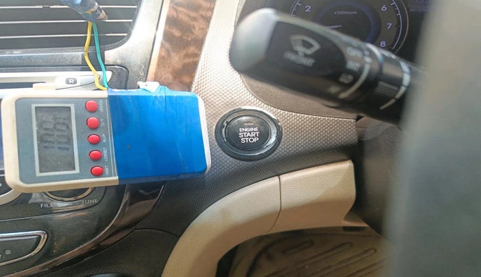 2014 Hyundai Verna FLUIDIC 1.6 VTVT SX, Petrol, Manual, 1,40,087 km, interior