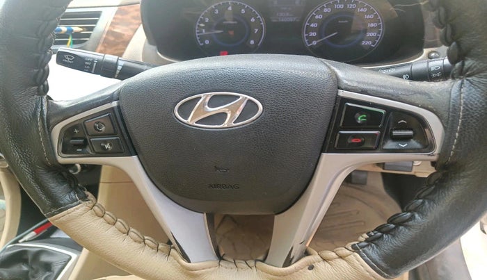 2014 Hyundai Verna FLUIDIC 1.6 VTVT SX, Petrol, Manual, 1,40,087 km, interior