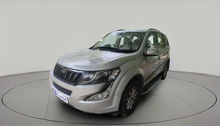 2017 Mahindra XUV500 W10 AT, Diesel, Automatic, 1,00,214 km, exterior