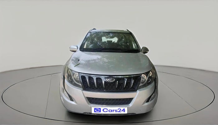 2017 Mahindra XUV500 W10 AT, Diesel, Automatic, 1,00,214 km, exterior
