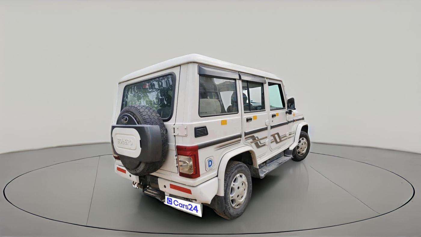 2021 Mahindra Bolero B6 (O), Diesel, Manual, 1,37,318 km, exterior