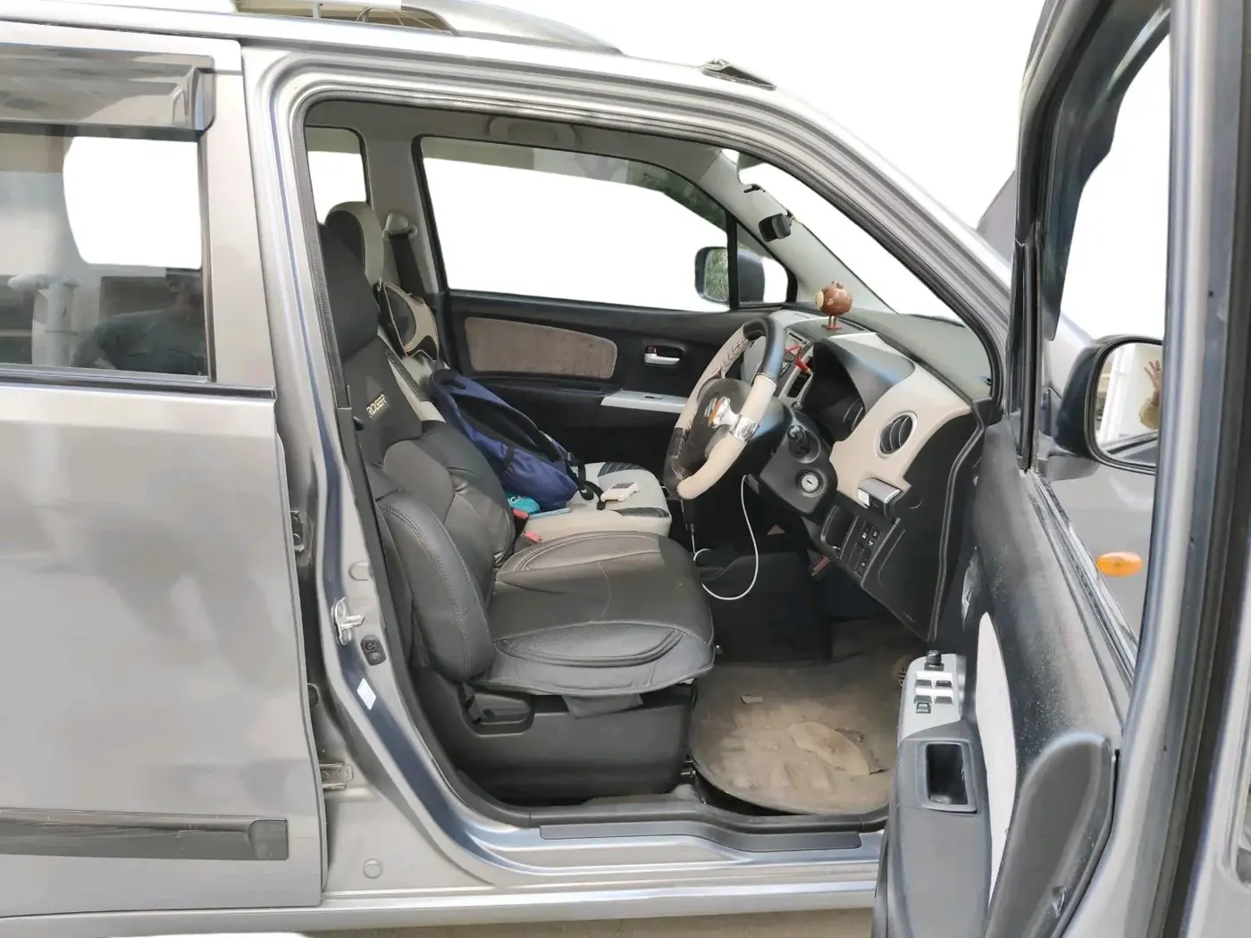 2016 Maruti Wagon R 1.0 VXI AMT, Petrol, Automatic, 64,200 km, interior