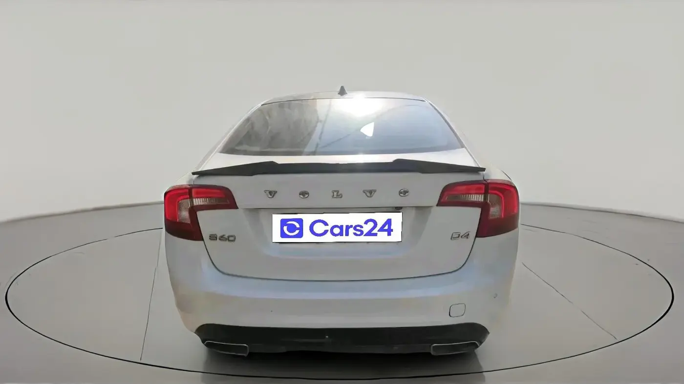 2018 Volvo S60 Momentum D4, Diesel, Automatic, 90,163 km, exterior