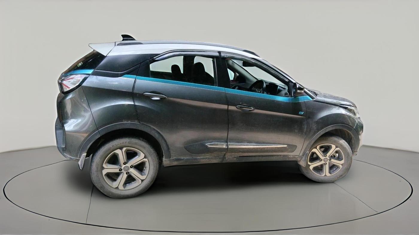 2022 Tata NEXON EV XZ PLUS, Electric, Automatic, 61,337 km, exterior