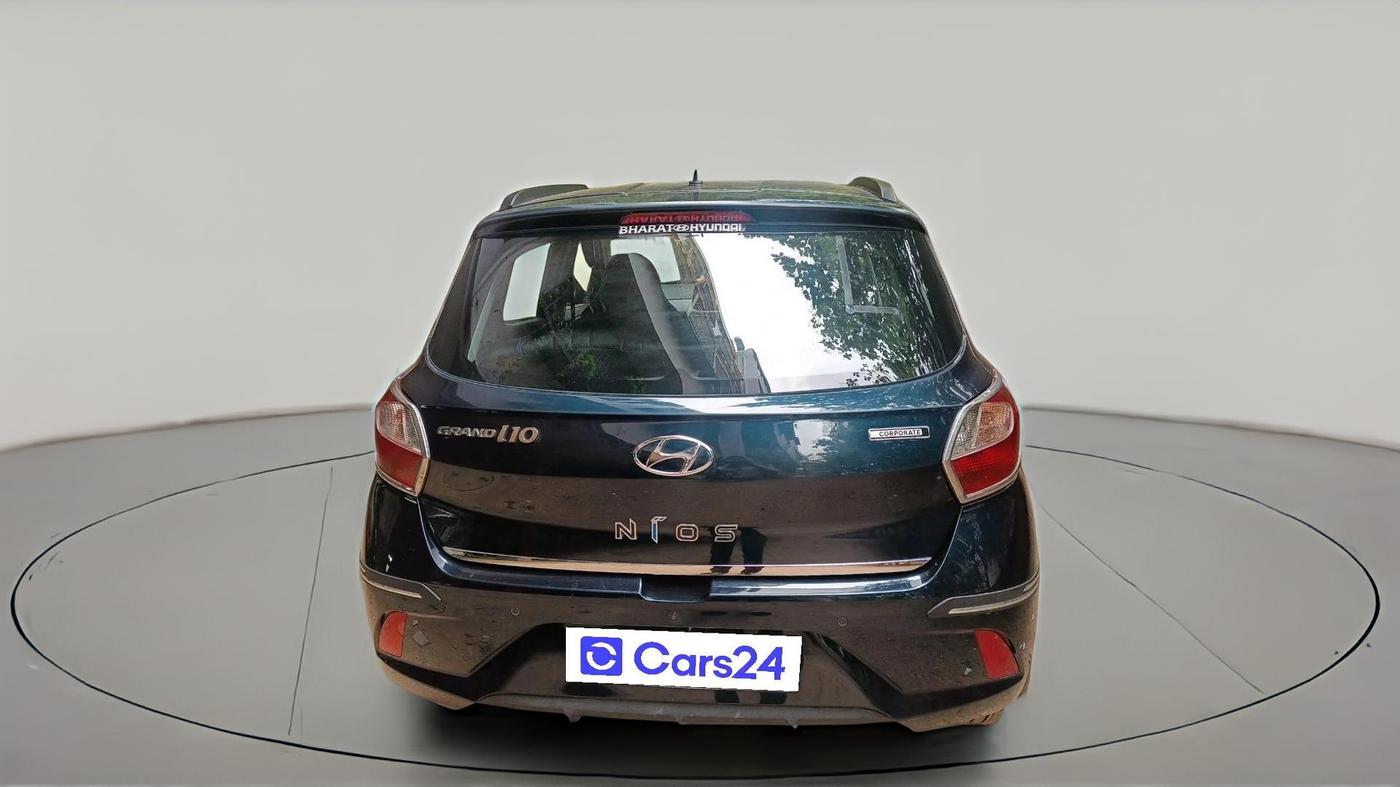 2022 Hyundai GRAND I10 NIOS MAGNA CORPORATE EDITION 1.2 KAPPA VTVT, Petrol, Manual, 7,214 km, exterior