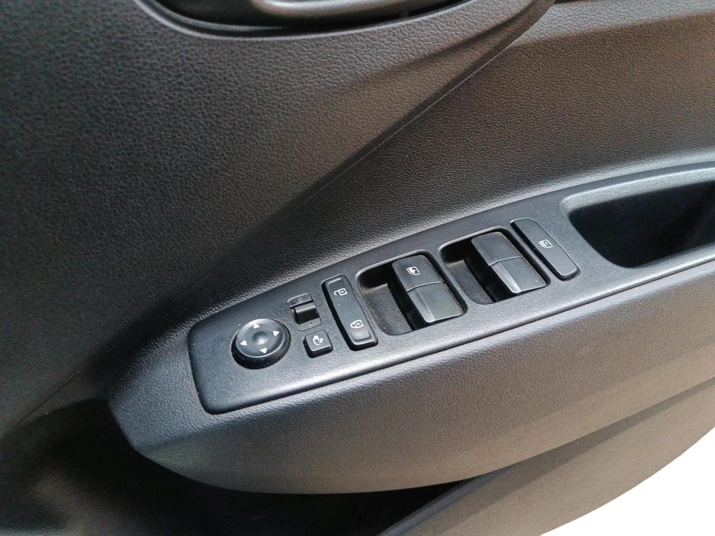 2022 Hyundai GRAND I10 NIOS MAGNA CORPORATE EDITION 1.2 KAPPA VTVT, Petrol, Manual, 7,214 km, interior