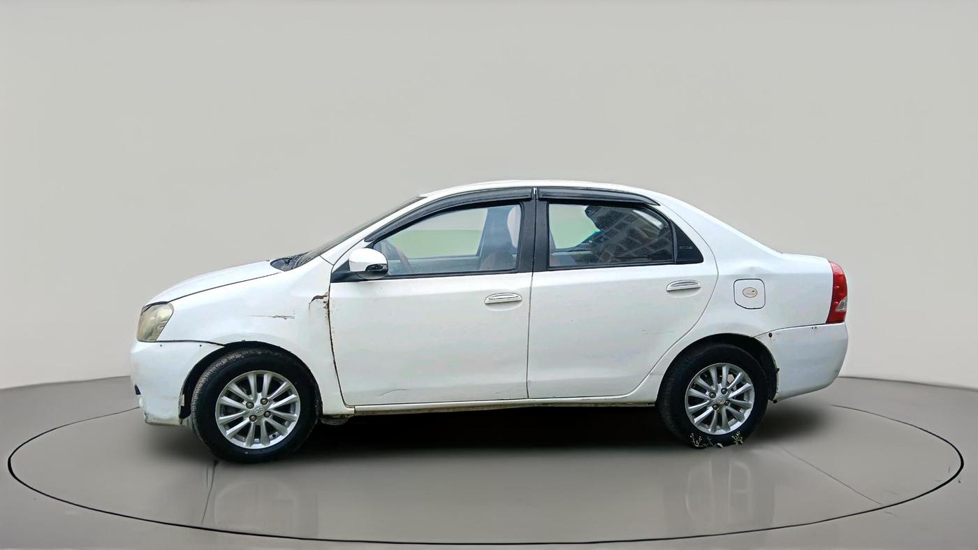 2014 Toyota Etios V, Petrol, Manual, 89,659 km, exterior