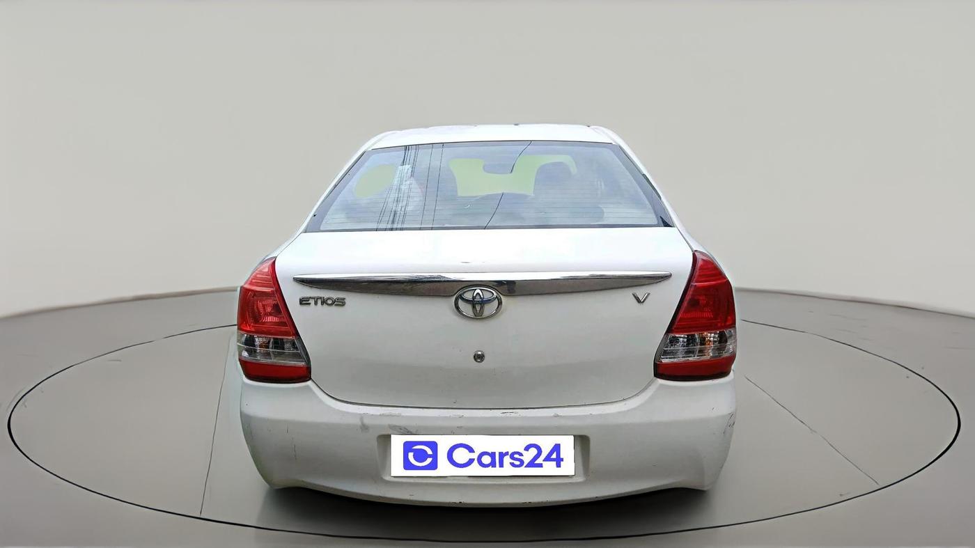 2014 Toyota Etios V, Petrol, Manual, 89,659 km, exterior