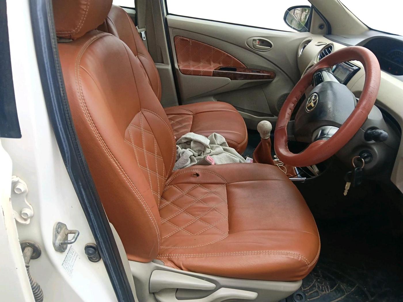2014 Toyota Etios V, Petrol, Manual, 89,659 km, interior