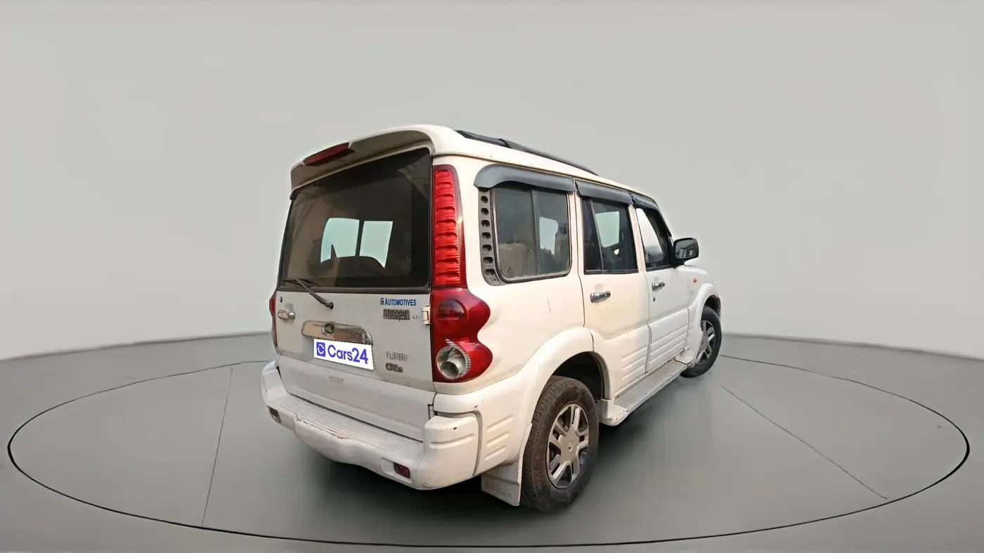 2006 Mahindra Scorpio SLX 2.6 TURBO 7 STR, Diesel, Manual, 93,745 km, exterior