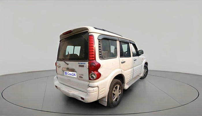 2006 Mahindra Scorpio SLX 2.6 TURBO 7 STR, Diesel, Manual, 93,745 km, exterior