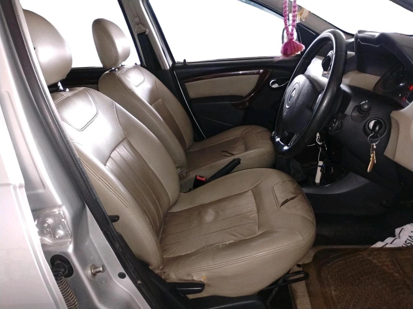 2012 Renault Duster 110 PS RXZ DIESEL, Diesel, Manual, 2,47,320 km, interior
