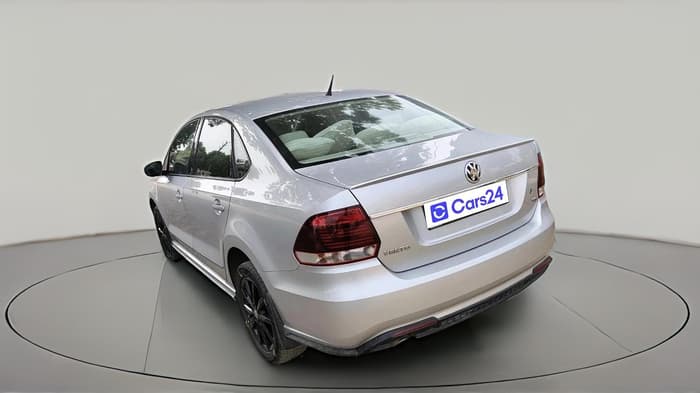 2022 Volkswagen Vento HIGHLINE PLUS 1.0L TSI AT, Petrol, Automatic, 1,20,131 km, exterior