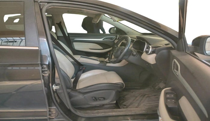 2023 MG ZS EV EXCLUSIVE ICONIC IVORY, Electric, Automatic, 1,02,693 km, interior