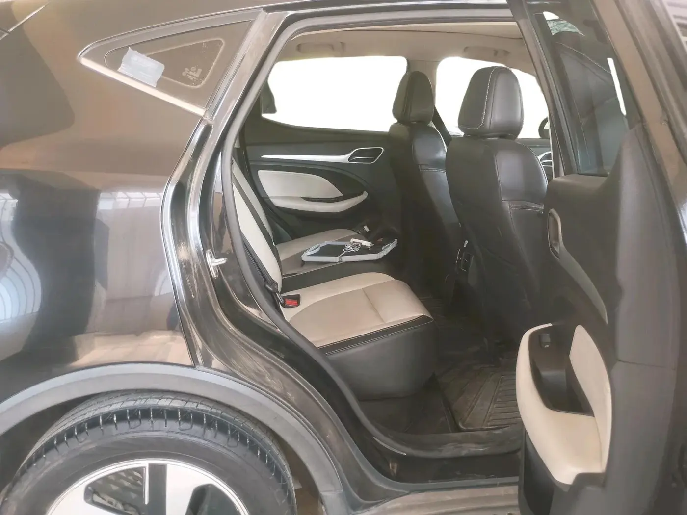 2023 MG ZS EV EXCLUSIVE ICONIC IVORY, Electric, Automatic, 1,02,693 km, interior