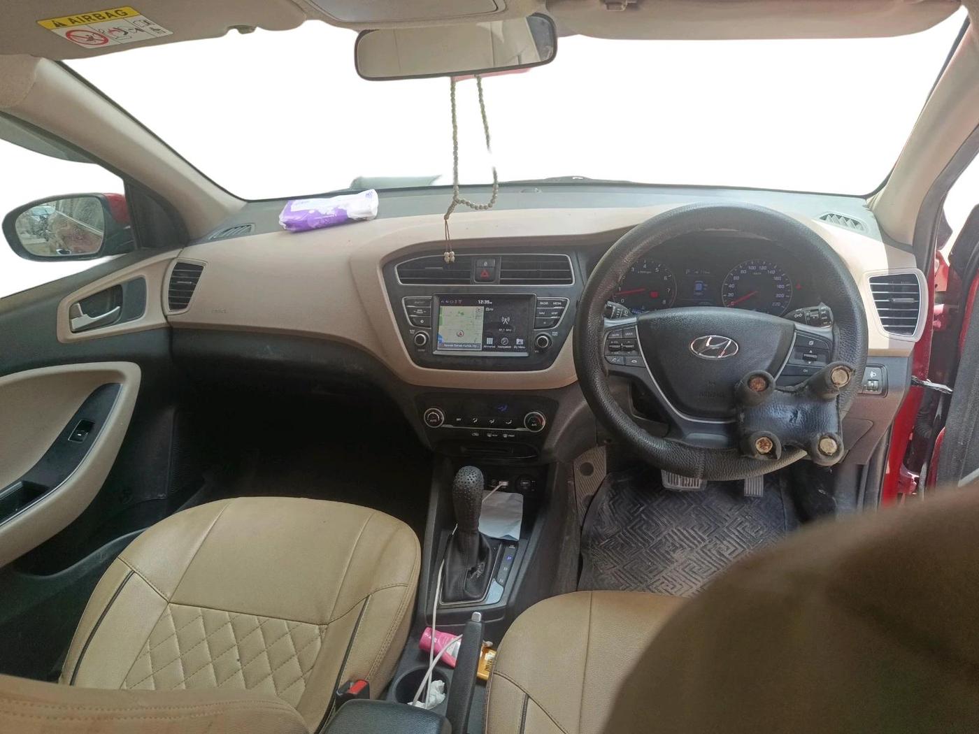 2019 Hyundai Elite i20 ASTA (O) CVT, Petrol, Automatic, 49,329 km, interior