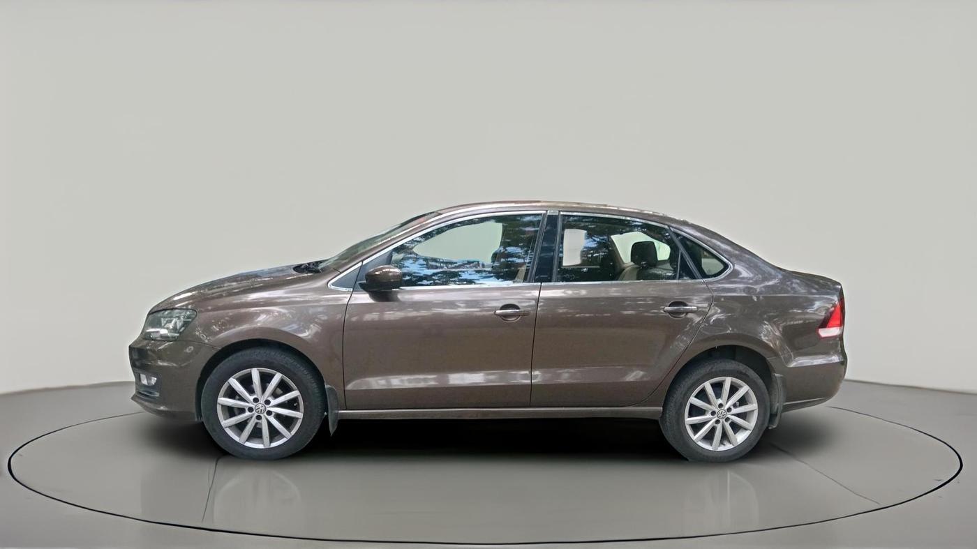 2017 Volkswagen Vento HIGHLINE PETROL AT, Petrol, Automatic, 1,02,879 km, exterior