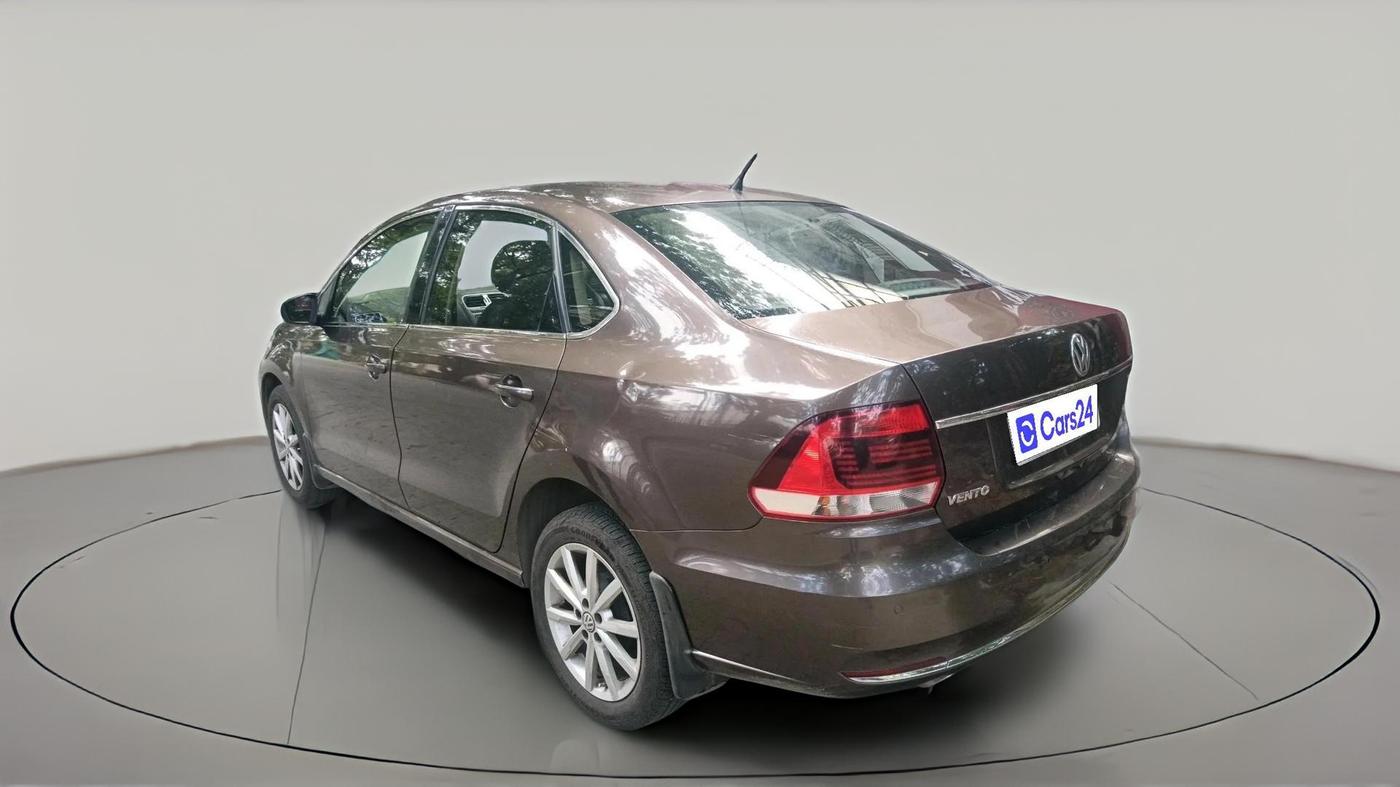 2017 Volkswagen Vento HIGHLINE PETROL AT, Petrol, Automatic, 1,02,879 km, exterior