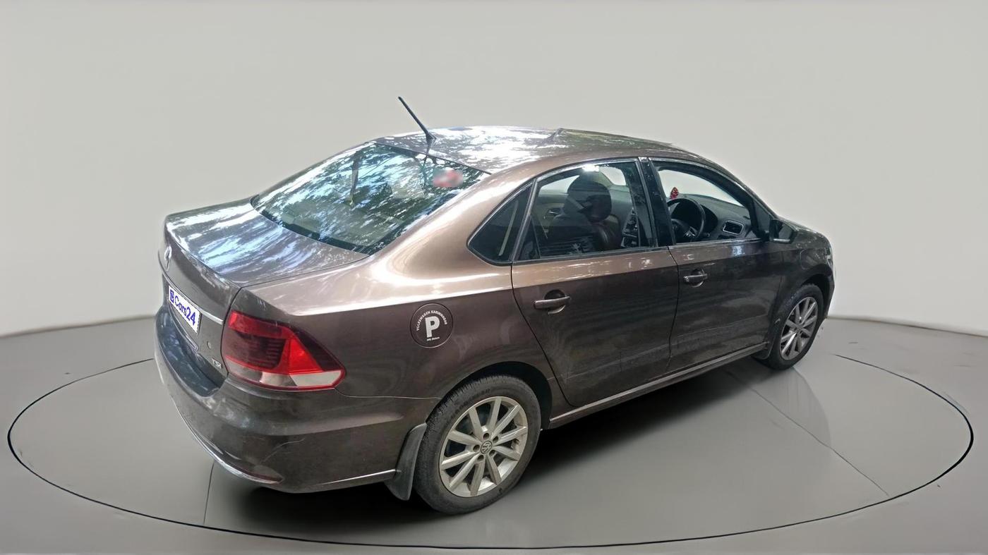 2017 Volkswagen Vento HIGHLINE PETROL AT, Petrol, Automatic, 1,02,879 km, exterior