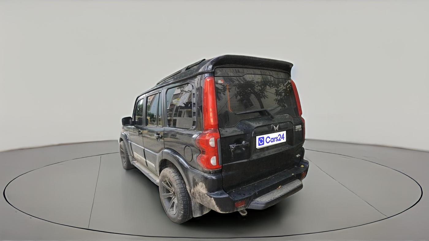 2022 Mahindra SCORPIO CLASSIC S11 7STR, Diesel, Manual, 70,057 km, exterior