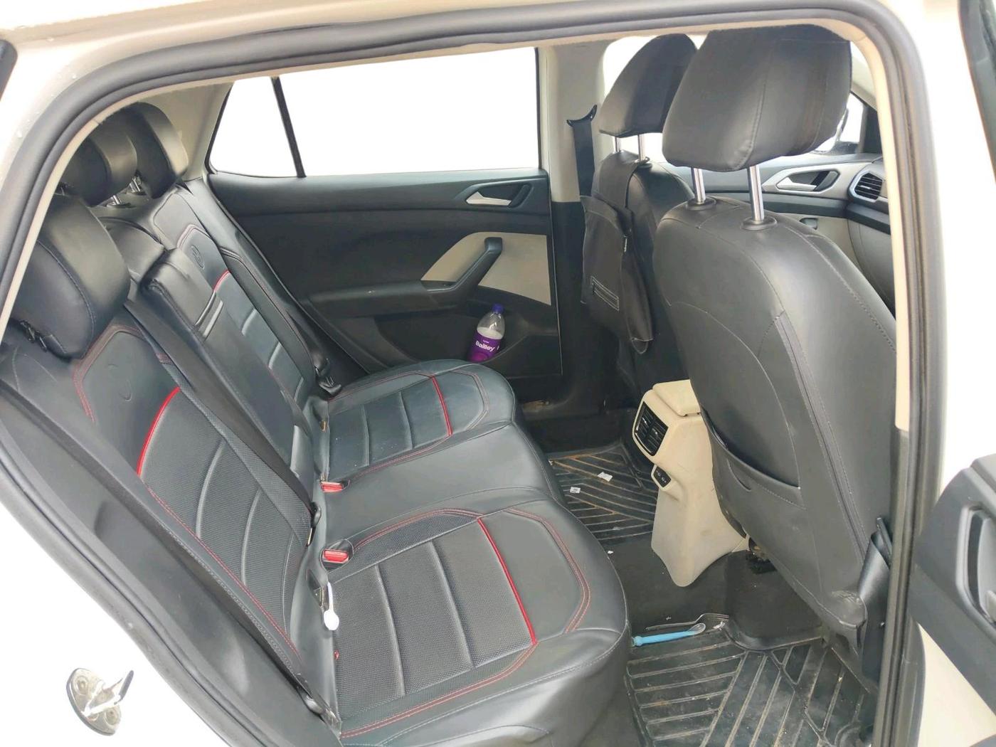 2021 Volkswagen TAIGUN HIGHLINE 1.0 TSI AT, Petrol, Automatic, 30,985 km, interior