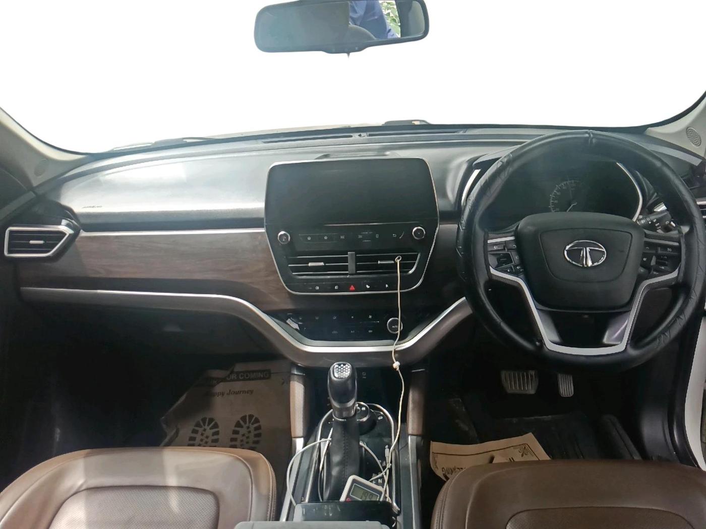 2022 Tata Harrier XZA PLUS 2.0L, Diesel, Automatic, 75,814 km, interior