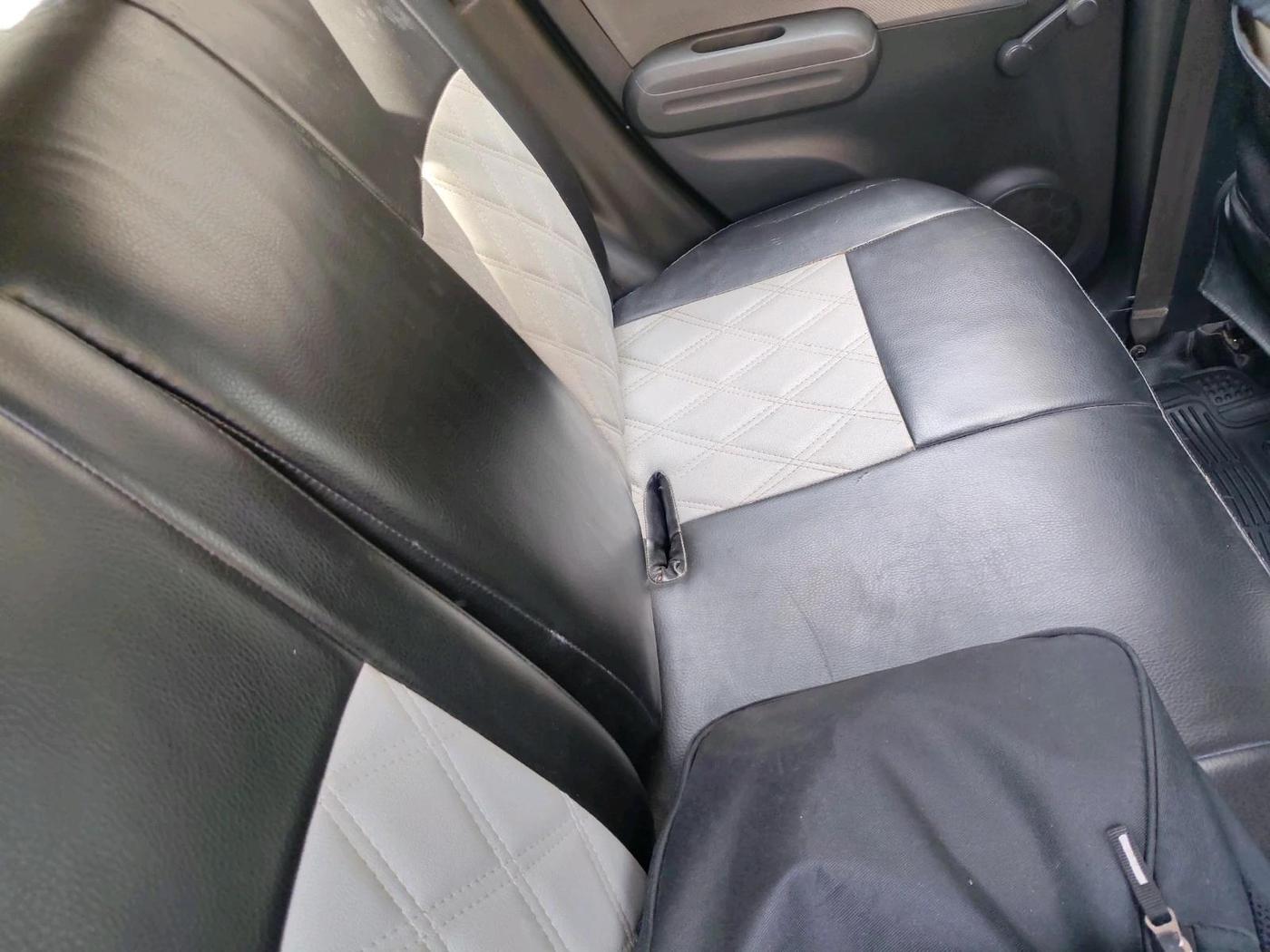 2013 Maruti Ritz LXI, Petrol, Manual, 1,46,532 km, interior