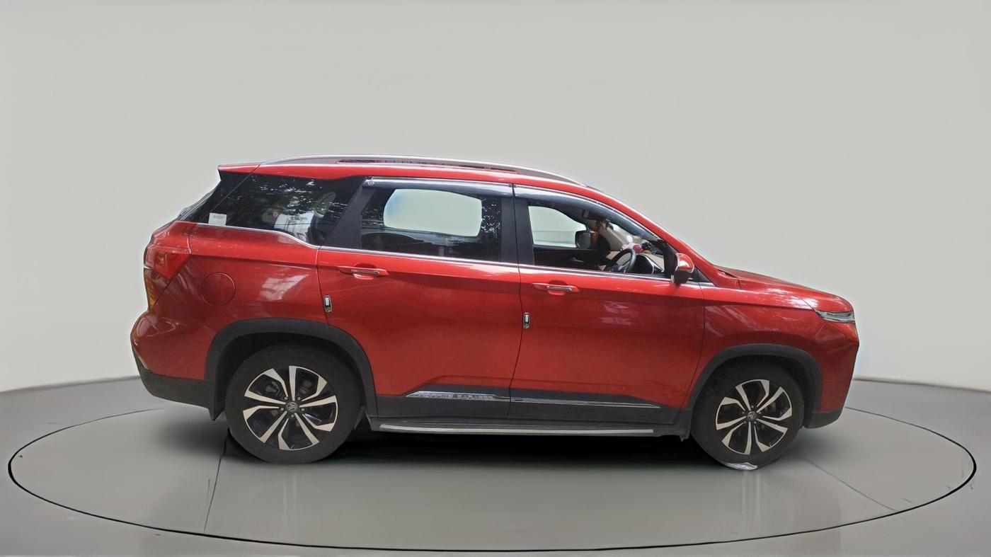 2023 MG HECTOR PLUS SAVVY PRO 1.5 TURBO CVT 7 STR, Petrol, Automatic, 5,084 km, exterior