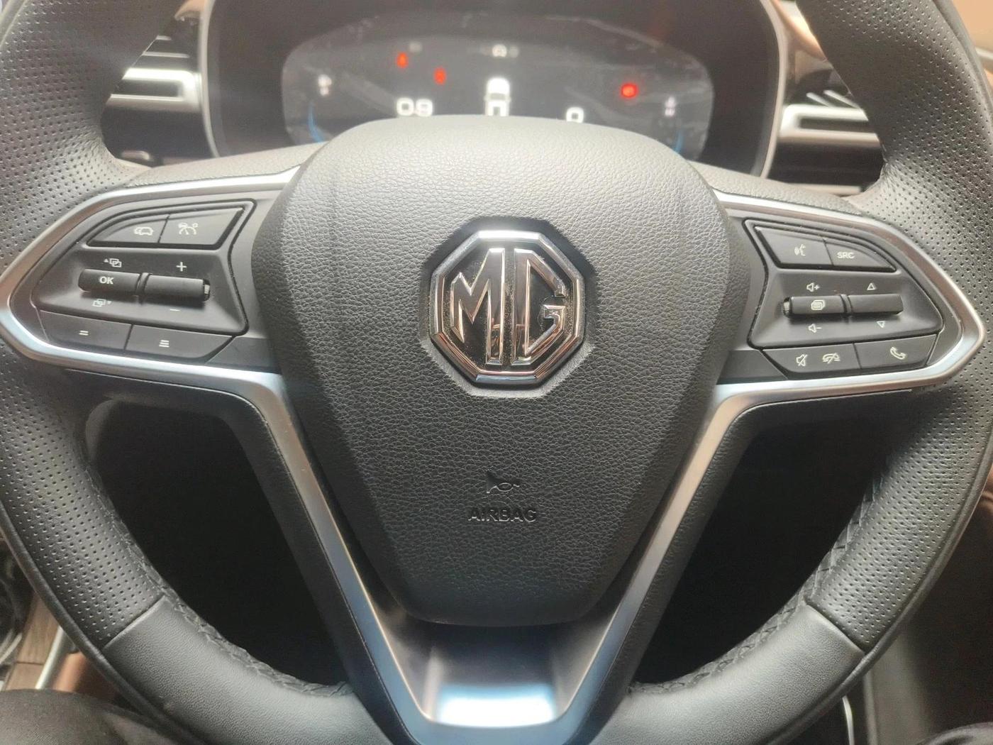 2023 MG HECTOR PLUS SAVVY PRO 1.5 TURBO CVT 7 STR, Petrol, Automatic, 5,084 km, interior