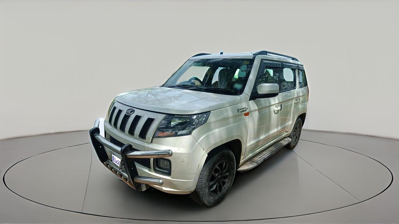 2018 Mahindra TUV300 T10, Diesel, Manual, 1,55,280 km, exterior