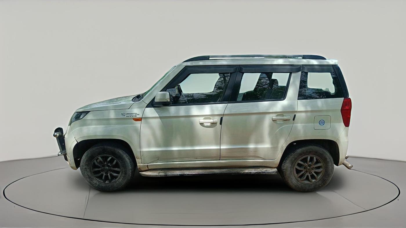 2018 Mahindra TUV300 T10, Diesel, Manual, 1,55,280 km, exterior