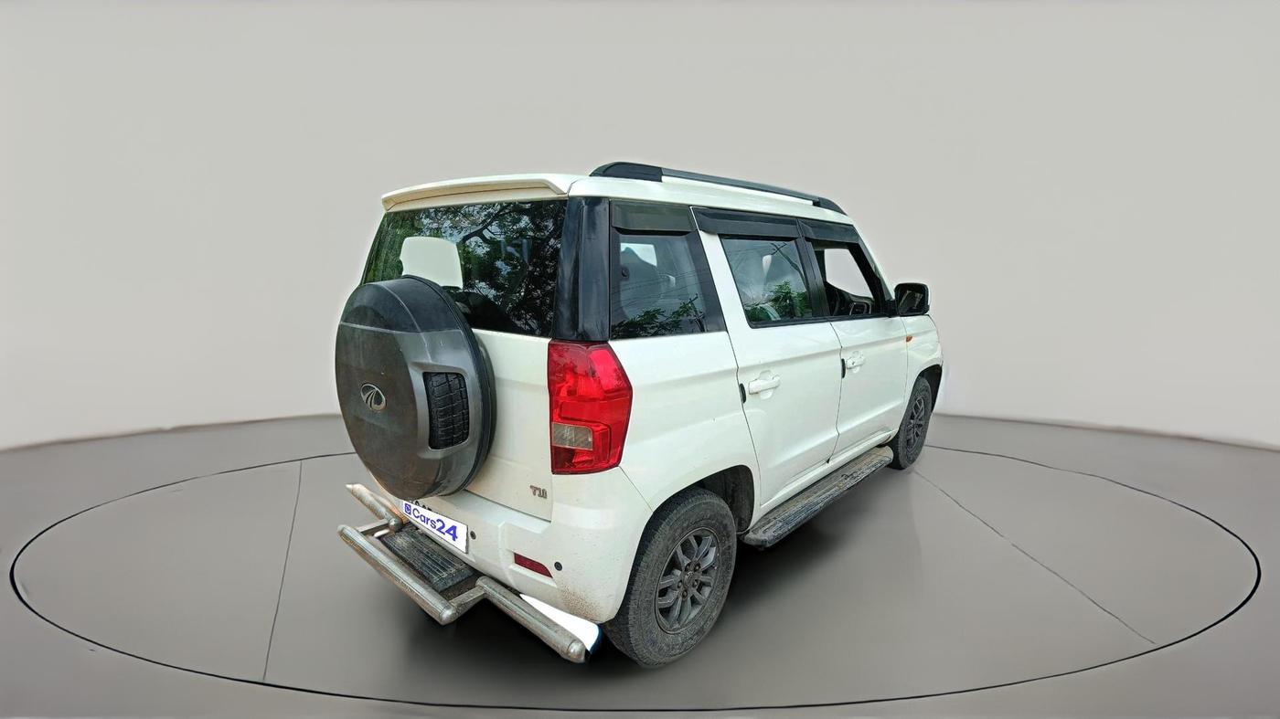 2018 Mahindra TUV300 T10, Diesel, Manual, 1,55,280 km, exterior