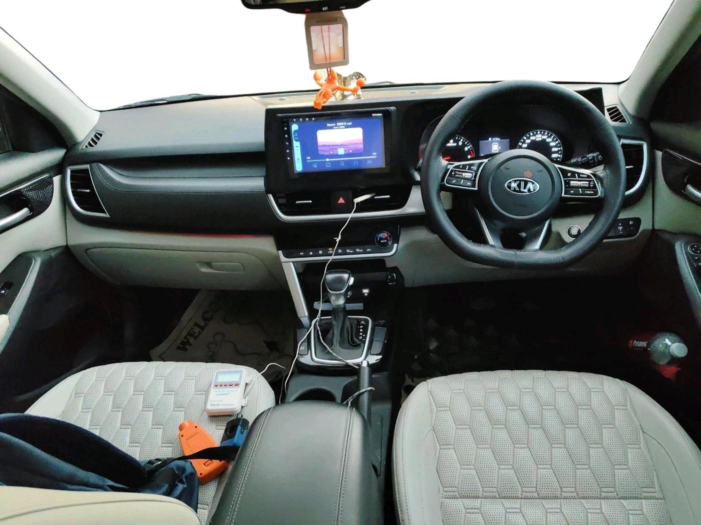 2020 KIA SELTOS HTX 1.5 CVT PETROL, Petrol, Automatic, 35,820 km, interior