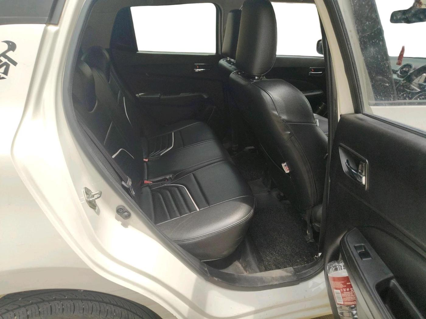 2018 Maruti Swift VDI AMT, Diesel, Automatic, 1,12,219 km, interior