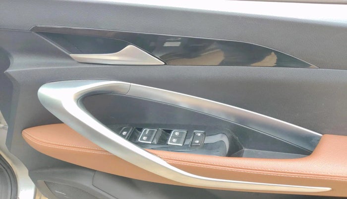 2021 MG HECTOR PLUS SHARP 1.5 PETROL TURBO DCT 6-STR, Petrol, Automatic, 25,966 km, interior