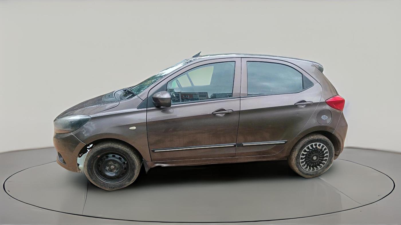 2017 Tata Tiago XTA PETROL, Petrol, Automatic, 1,51,085 km, exterior
