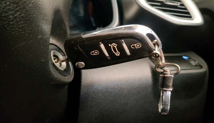 2022 Hyundai VENUE S+ 1.2, Petrol, Manual, 93,209 km, interior