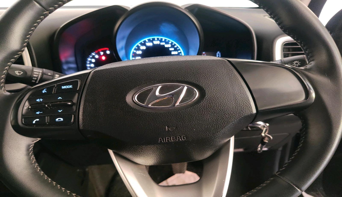 2022 Hyundai VENUE S+ 1.2, Petrol, Manual, 93,209 km, interior