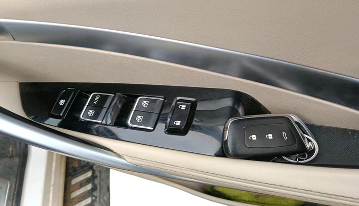 2022 MG HECTOR SHARP 2.0 DIESEL, Diesel, Manual, 82,206 km, interior