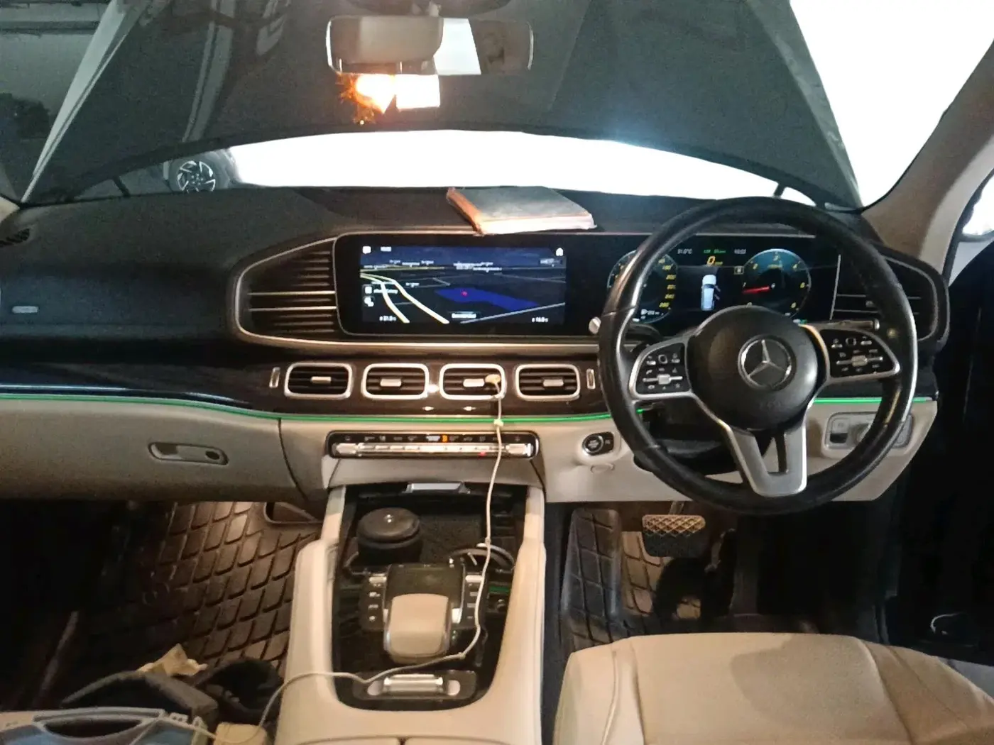2022 Mercedes Benz GLS 400D 4MATIC , Diesel, Automatic, 97,420 km, interior