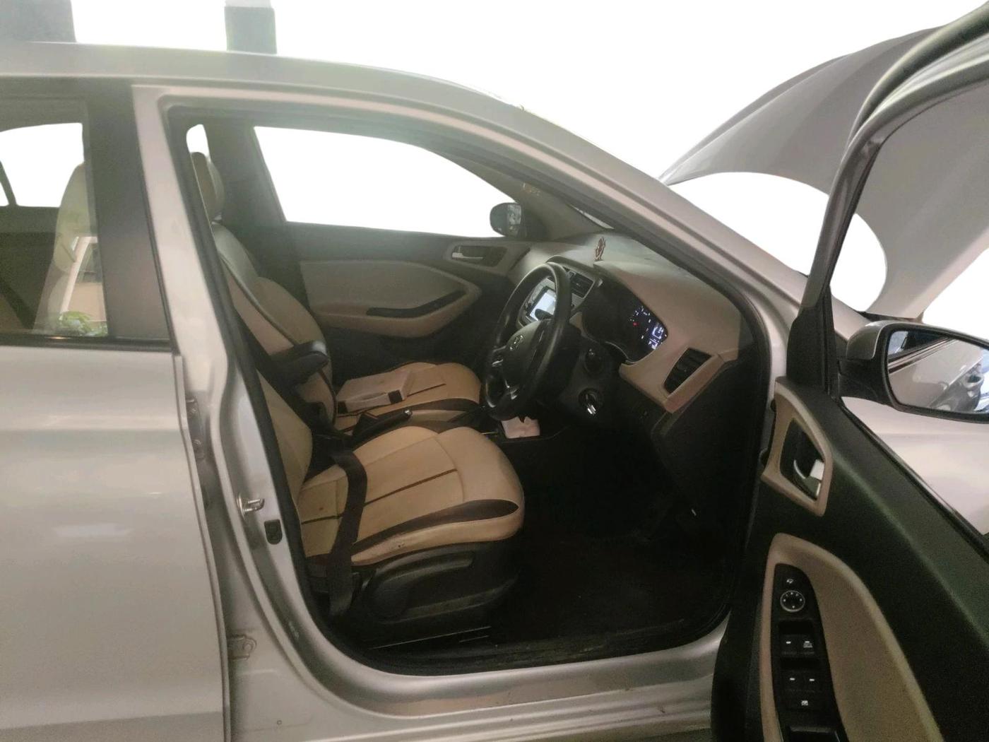 2018 Hyundai Elite i20 ASTA 1.2  CVT, Petrol, Automatic, 73,562 km, interior