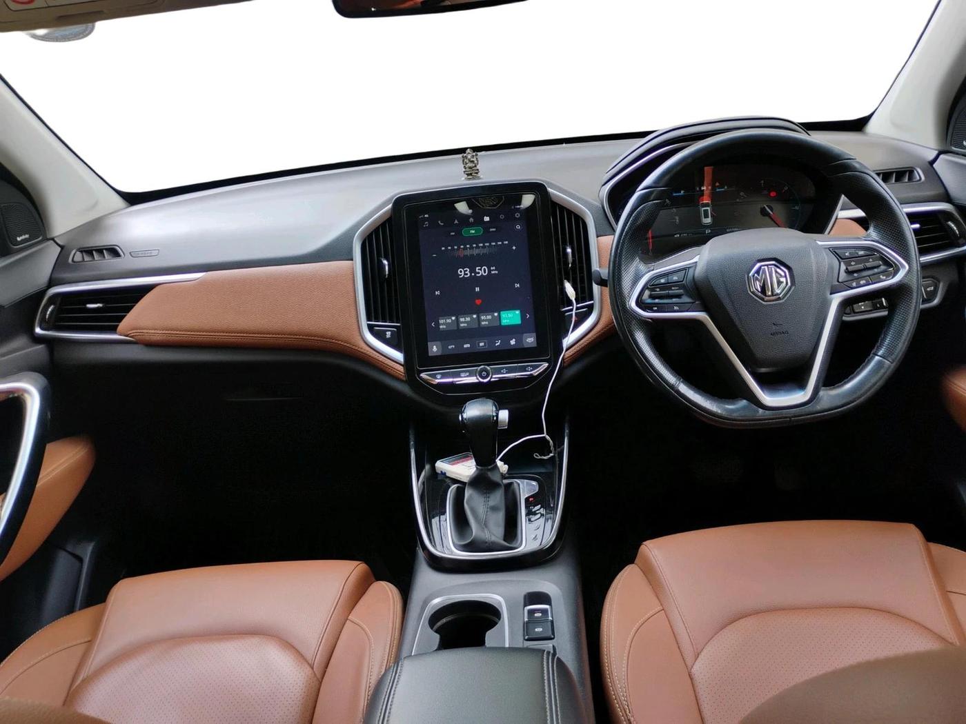 2021 MG HECTOR PLUS SHARP 1.5 PETROL TURBO DCT 6-STR, Petrol, Automatic, 64,801 km, interior